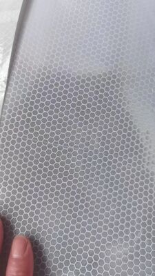 1,24 m * 45,7 m mikroprismatische PVC-Waben-reflektierende Vinyl-Aufkleberfolie, reflektierende Folie für Verkehrsschilder, Verkehrssicherheitsschilder