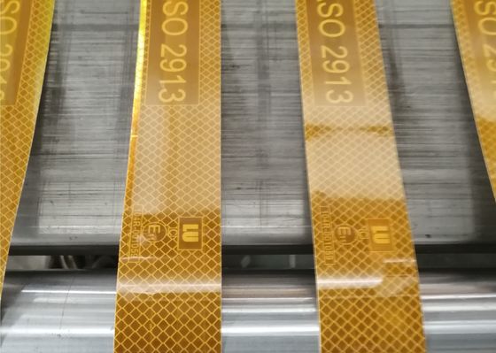 Klebendes Retro- reflektierendes Augenfälligkeits-Band SASO 2913 für LKW