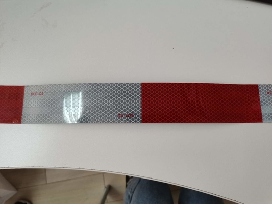 Metalised selbstklebendes rotes und weißes reflektierendes Band für LKW-Auto
