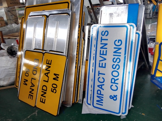 Wetterdichte UV-geschützte benutzerdefinierte Straße geschlossene Umweg durch den Verkehr reflektierende Metallsicherheitsschilder